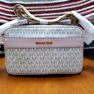 SOLD☆ MK Kelly Large Logo Crossbody